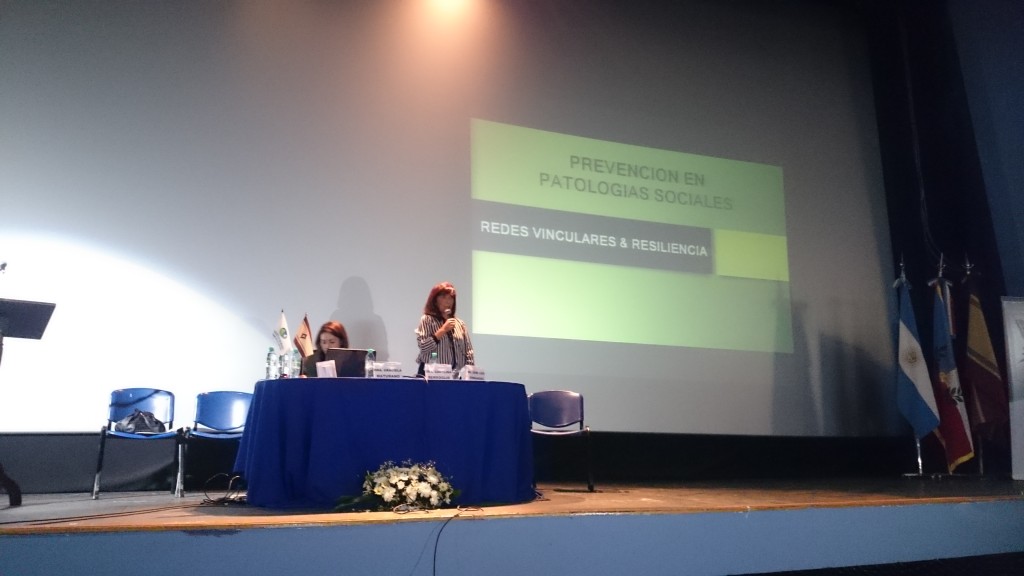 La Dra. Graciela Maturano en la XII Jornada Científica "Patología dual, trastornos de personalidad y trastornos adictivos"